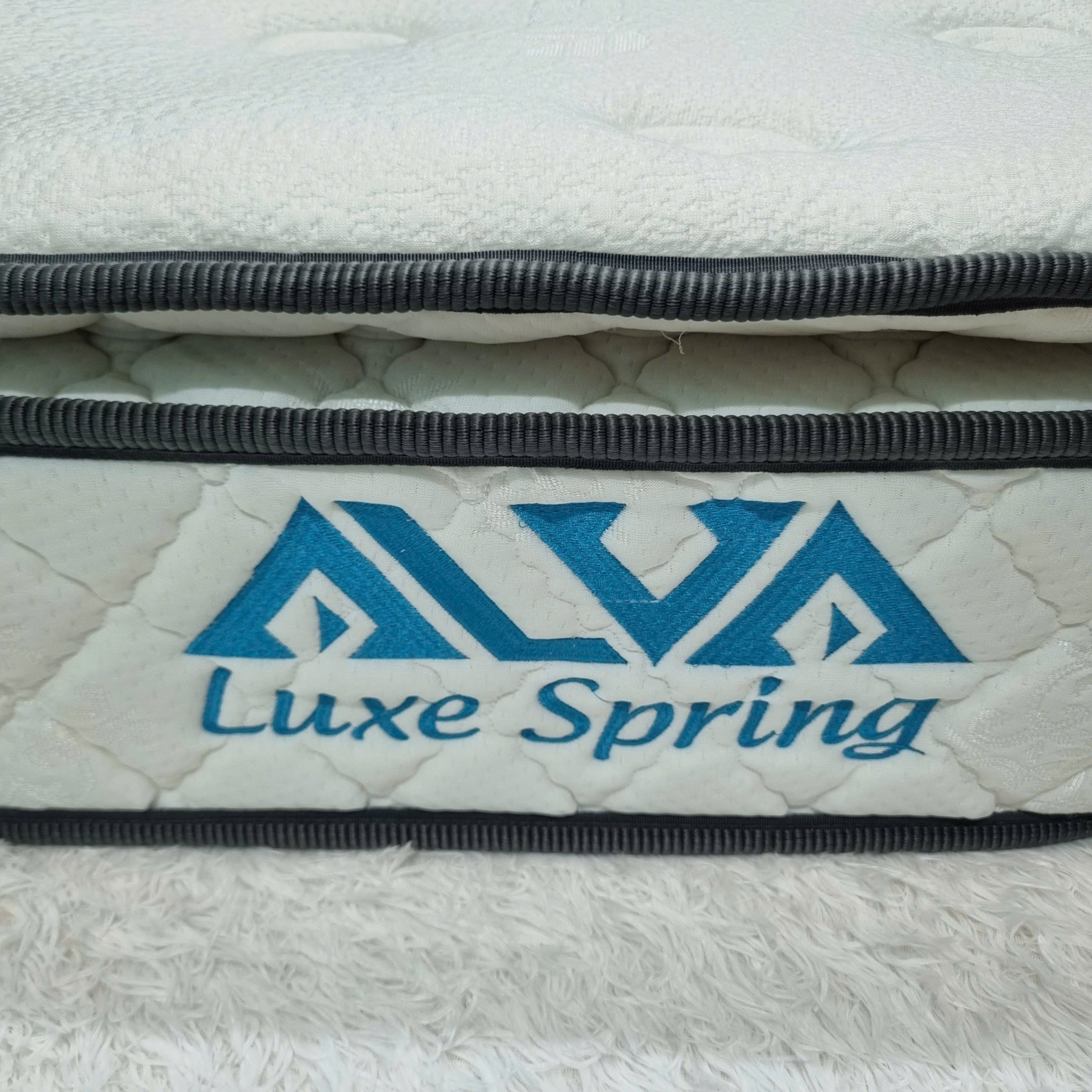 Luxe Spring